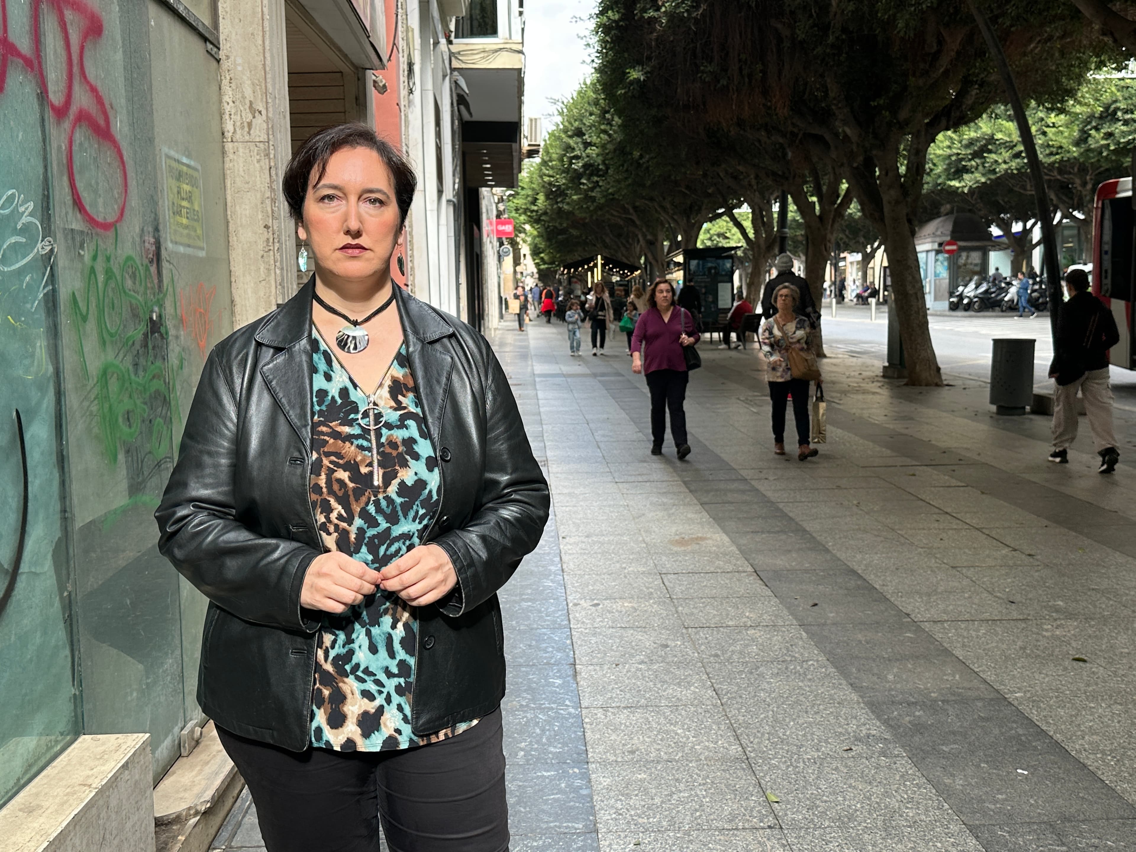 Con una alcaldesa instalada en un photocall es normal que los comerciantes desconozcan los detalles de las obras del Paseo